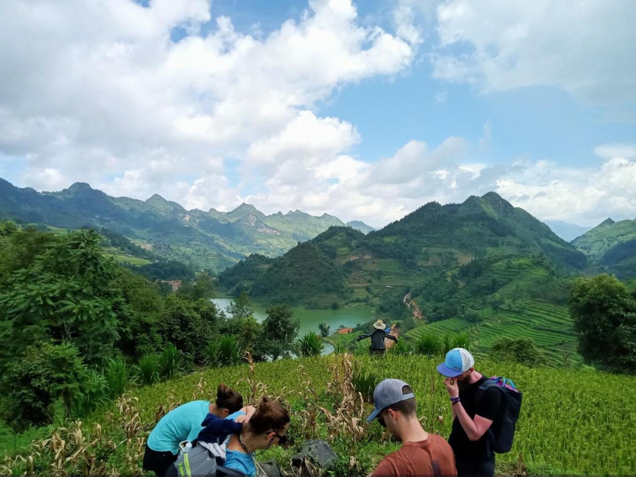 Bac Ha Charm Stay Екстериор снимка